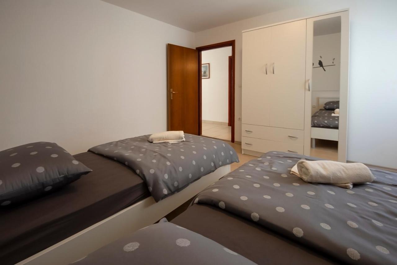 Apartman Mia Шибеник Экстерьер фото