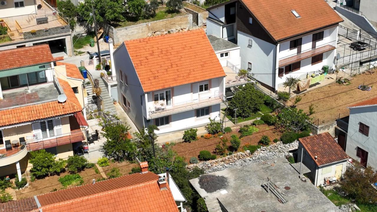 Apartman Mia Шибеник Экстерьер фото